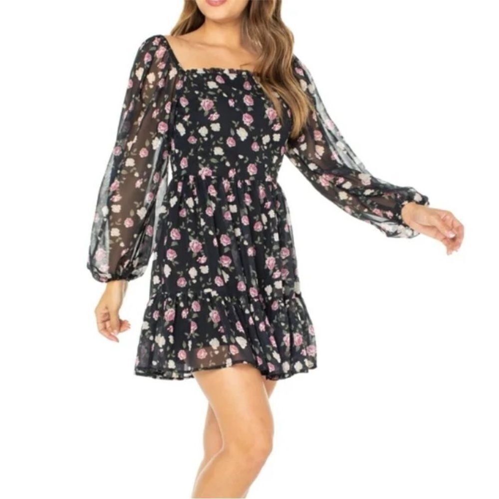 NWOT Celebrity Pink Black Floral Print Dress. Size Medium.